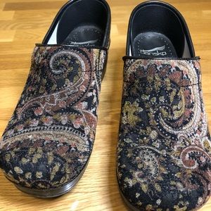Dansko Professional Tapestry